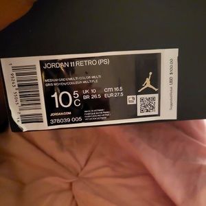 Retro cool grey Jordan’s 11